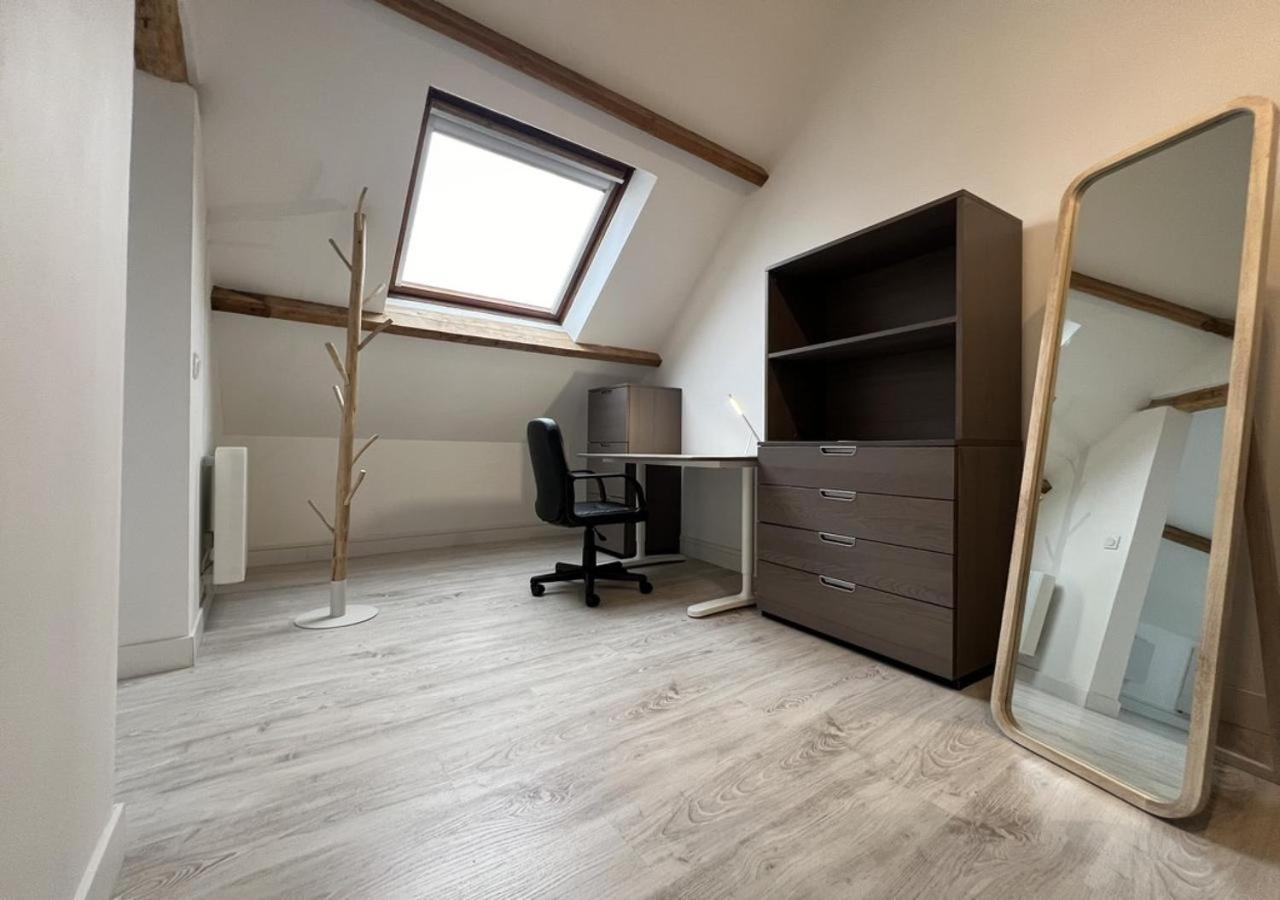 L Armurerie - Appartement Centre Ville De Sens Extérieur photo