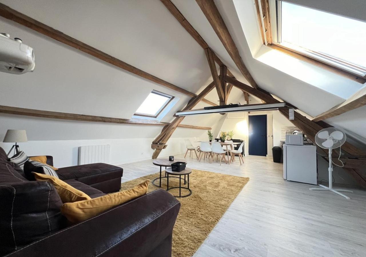 L Armurerie - Appartement Centre Ville De Sens Extérieur photo